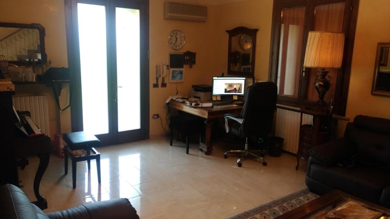 Ca' Le Rose Bed and Breakfast Bagnolo San Vito Buitenkant foto