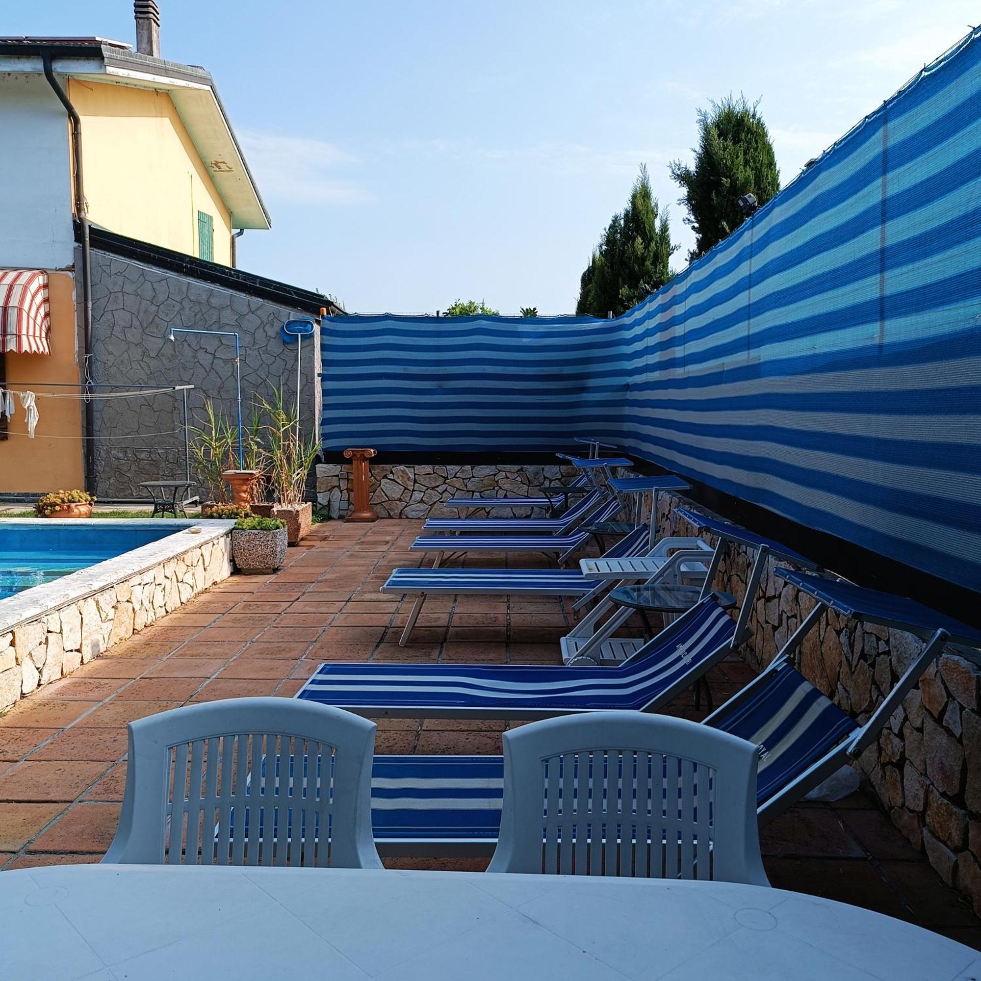 Ca' Le Rose Bed and Breakfast Bagnolo San Vito Buitenkant foto