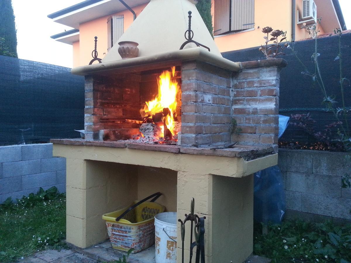 Ca' Le Rose Bed and Breakfast Bagnolo San Vito Buitenkant foto