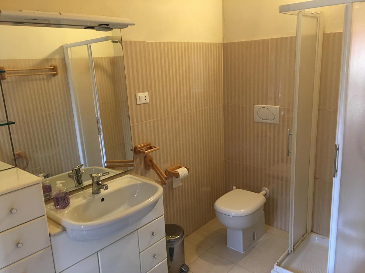 Ca' Le Rose Bed and Breakfast Bagnolo San Vito Buitenkant foto
